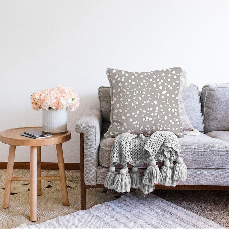 Renkli Zeminli Beyaz Puantiye Desenli Dijital Baskılı Modern Raşel Kadife Yastık Kırlent Kılıfı Bonvagon