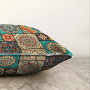 Renkli Zeminli Geometrik Desenli Dijital Baskılı Modern Raşel Kadife Yastık Kırlent Kılıfı Bonvagon