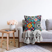 Renkli Zeminli Geometrik Desenli Dijital Baskılı Modern Raşel Kadife Yastık Kırlent Kılıfı Bonvagon