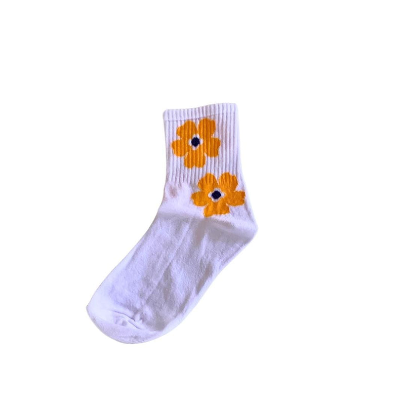 Sarı Çiçek Desenli Beyaz Renkli Çorap 36-41 Bonvagon