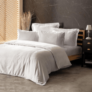 Silky İpek Çift Kişilik Nevresim Takımı Beyaz 120 Tel %60 İpek 4 Adet Yastık Bonvagon