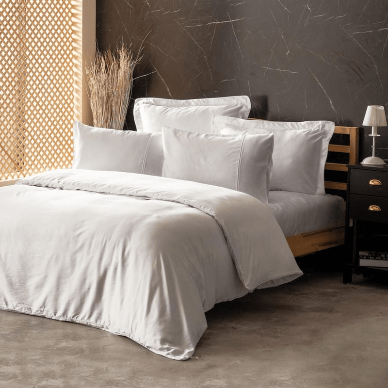 Silky İpek Çift Kişilik Nevresim Takımı Beyaz 120 Tel %60 İpek 4 Adet Yastık Bonvagon