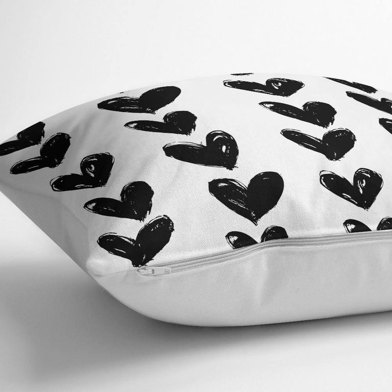 Siyah Kalp Desenli Dijital Baskılı Dekoratif Kırlent Kılıfı 43x43cm Bonvagon