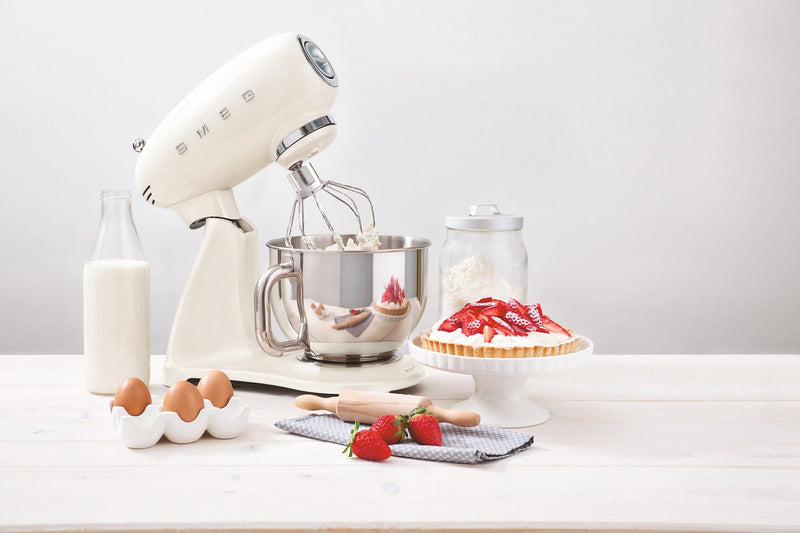 Smeg Full Body Krem Kıyma ve Hamur Karıştırma Makinesi Smf03creu Bonvagon