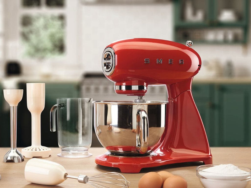 Smeg Kırmızı Full Body Kıyma ve Hamur Karıştırma Makinesi Smf03rdeu