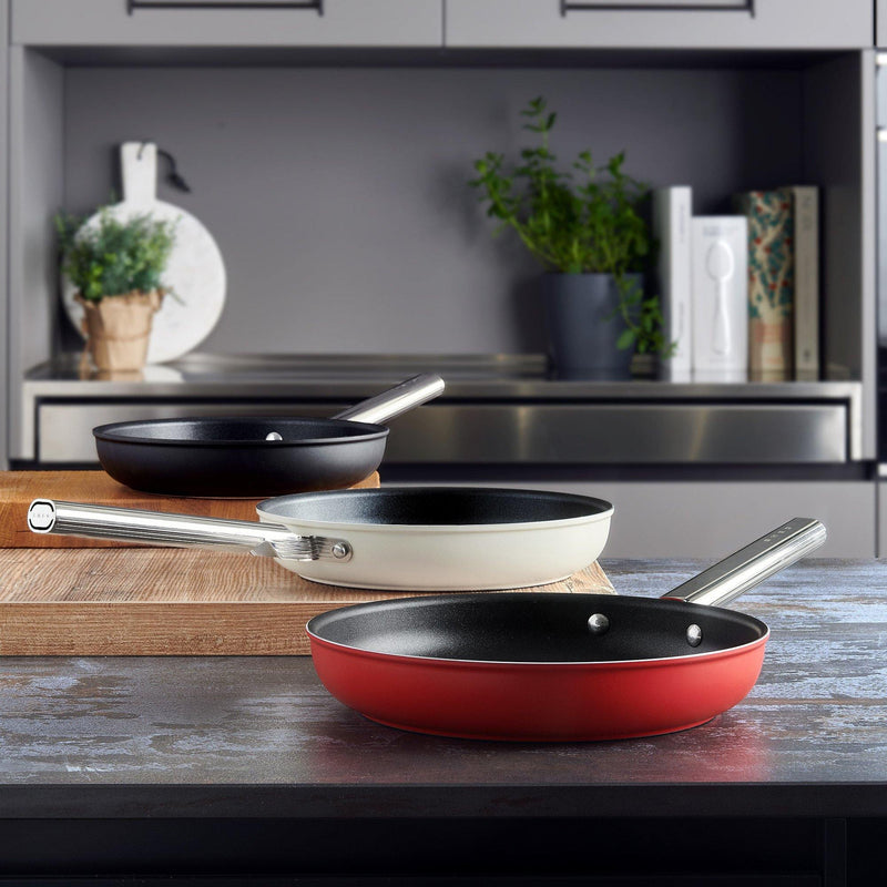 Smeg Siyah Cookware 50's Style Tava