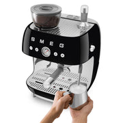 Smeg Siyah Kahve Öğütücülü Espresso Makinesi Egf03Bleu