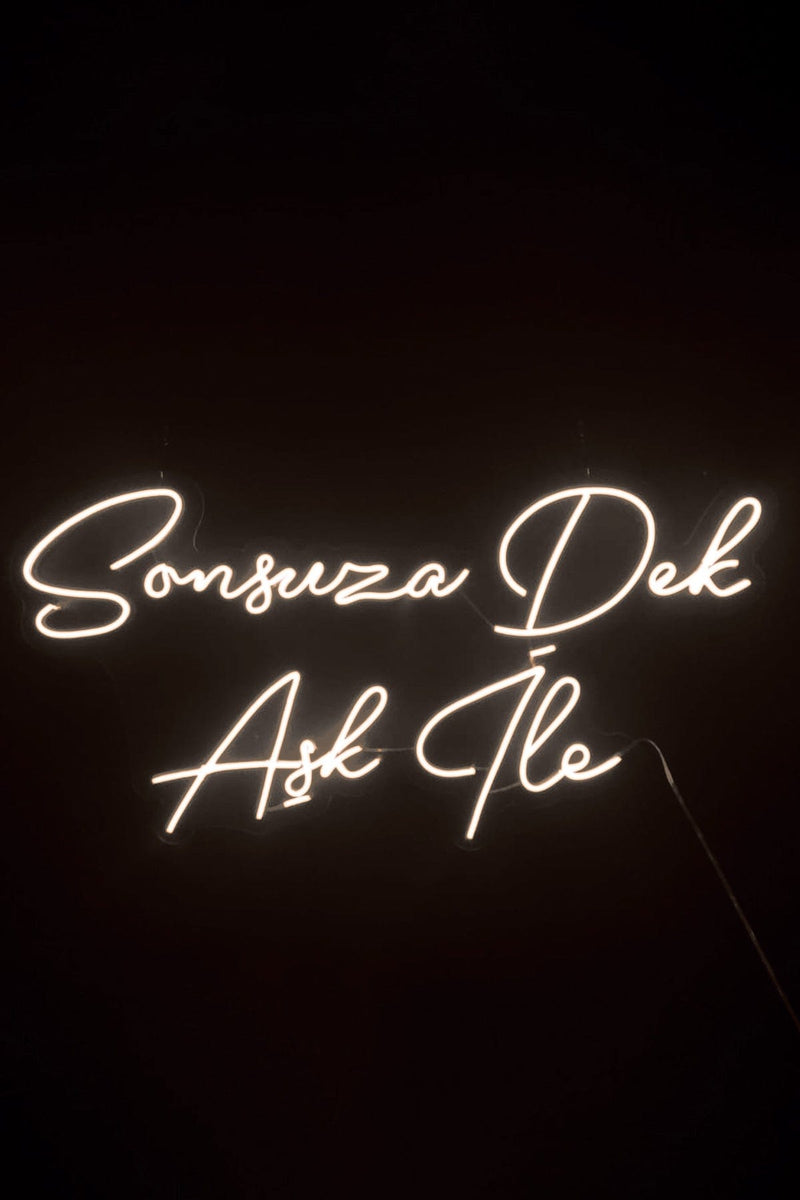 Sonsuza Dek Aşk İle Yazılı Neon Led Işıklı Tablo Düğün ve Kutlama Duvar Dekorasyon Bonvagon