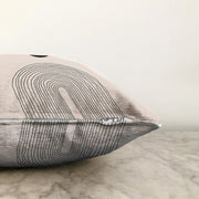 Soyut Tarzda Onedraw Çizimli Dijital Baskılı Dekoratif Raşel Kadife Yastık Kırlent Kılıfı Bonvagon