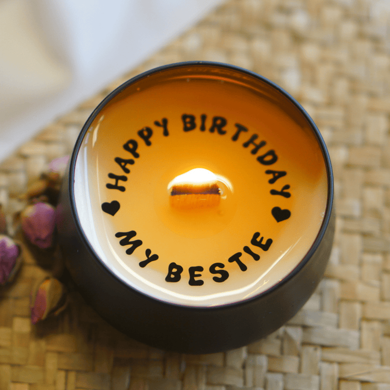 Sürpriz Mesajlı El Yapımı Mum "Happy Birthday my Bestie" Lavanta Kokulu Bonvagon