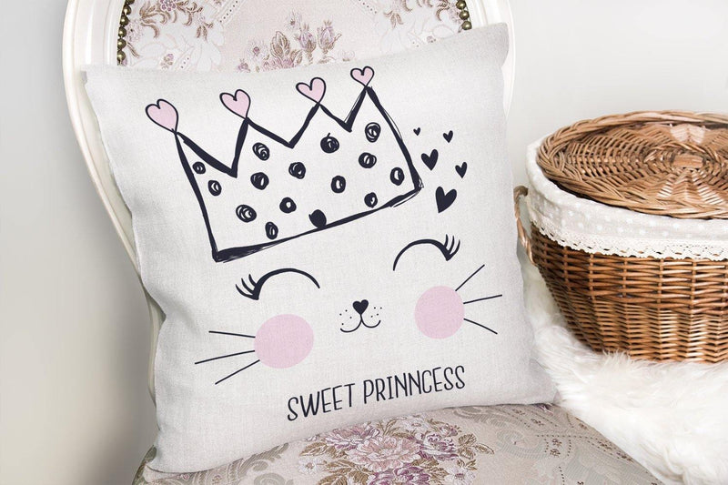 Taç Motifli Kalp Desenli Modern Yastık Kılıfı 43x43cm Bonvagon