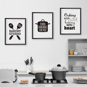 Wow Bakery Studio 3 Parça Çerçeve Görünümlü Ahşap Duvar Tablo Seti