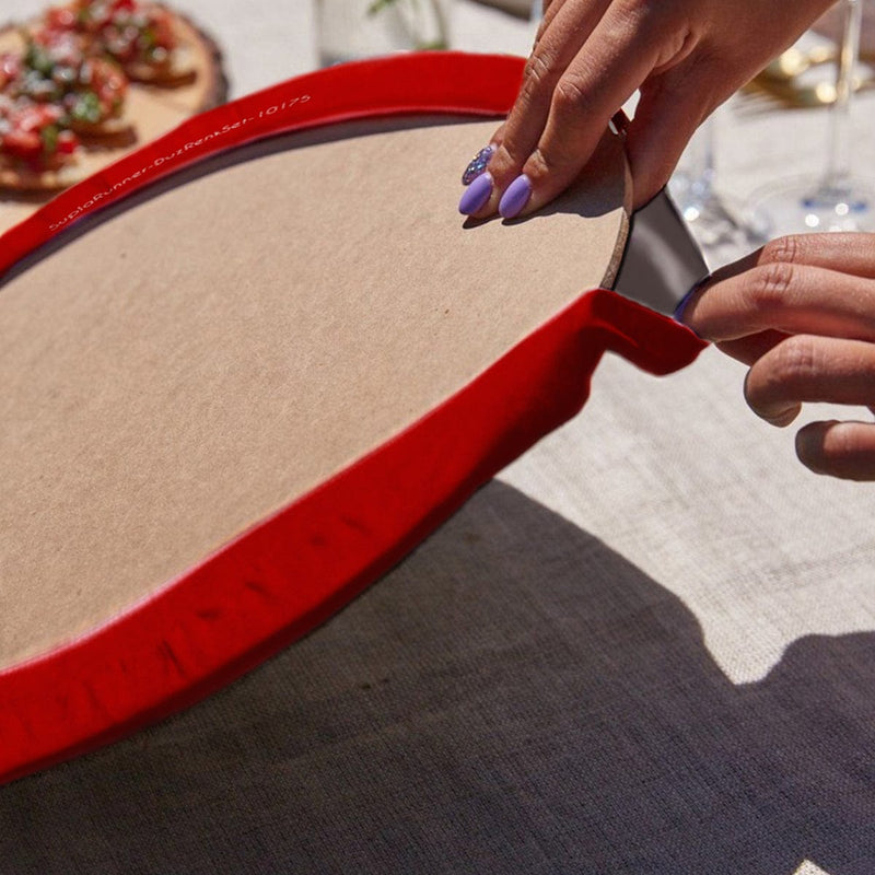 Yılbaşı Ağacı Tasarımlı Üçgen Püsküllü Runner 1 Adet & 6 Adet Kırmızı Renkli Supla Bonvagon