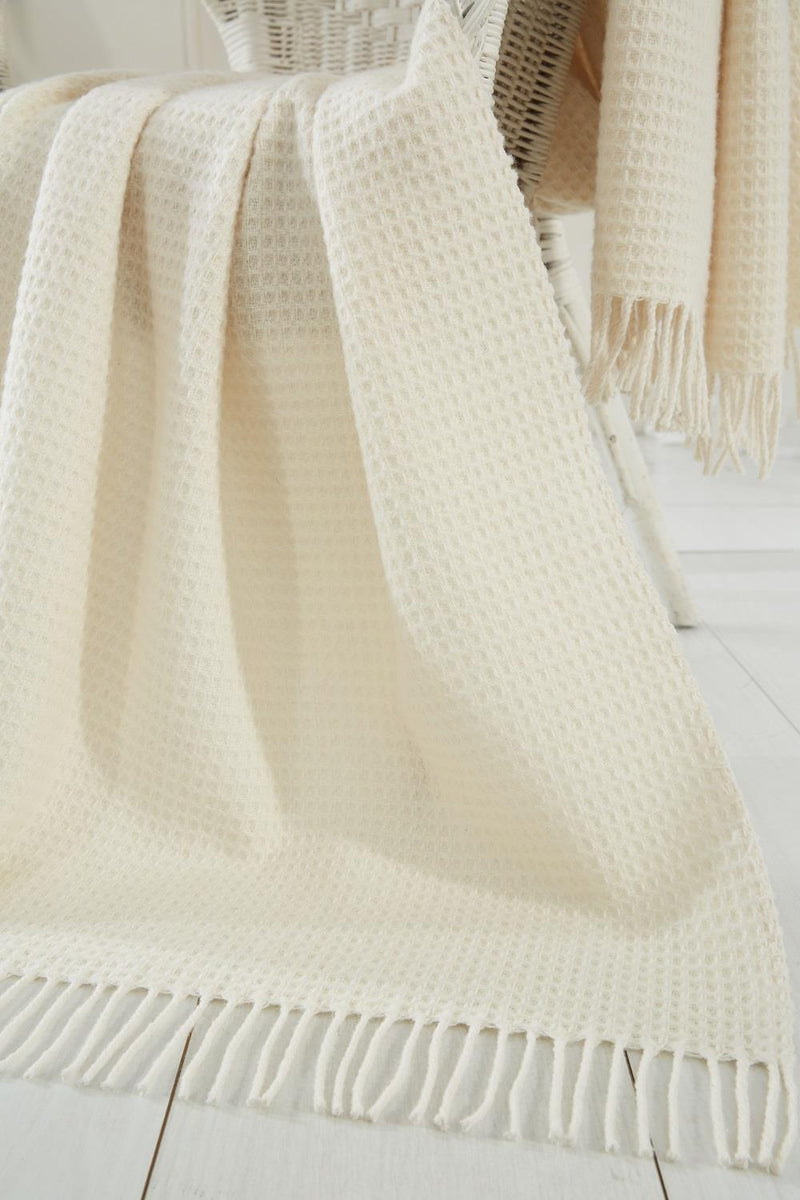 Yün TV Battaniye 130x170 Nude Bonvagon