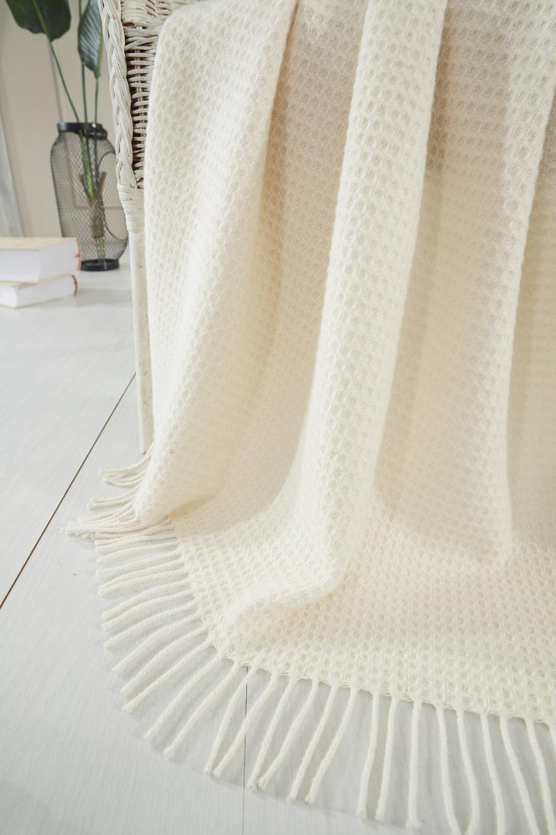 Yün TV Battaniye 130x170 Nude Bonvagon