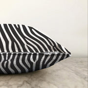 Zebra Desenli Dijital Baskılı Modern Raşel Kadife Yastık Kırlent Kılıfı Bonvagon