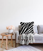 Zebra Desenli Modern Raşel Kadife Yastık Kırlent Kılıfı Bonvagon