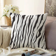 Zebra Siyah Çizgi Desenli Dijital Baskılı Modern Raşel Kadife Yastık Kırlent Kılıfı Bonvagon